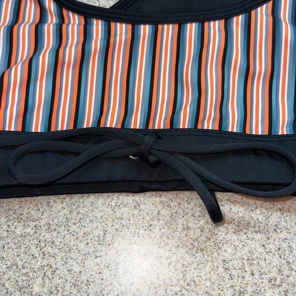 Reversible two piece bathing suit Fae Swim Bikini multicolored stripe & Black - Picture 3 of 14